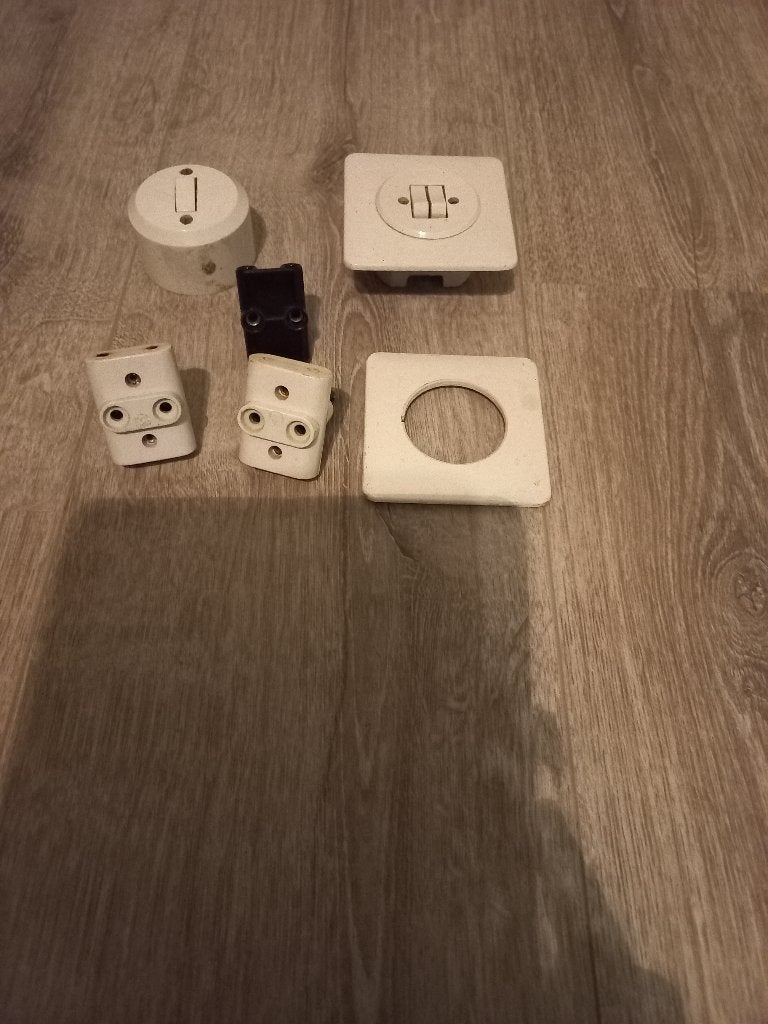 bakeliet schakelmateriaal ( vintage), Ophalen, Huis en Inrichting