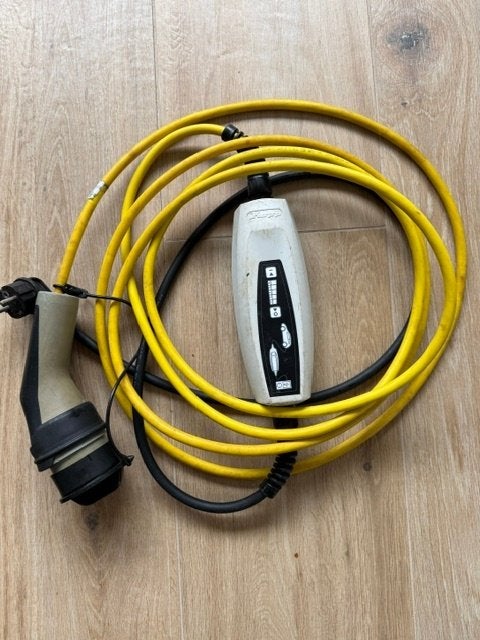 Laadkabel 220 Volt voor Hybride auto, Ophalen of Verzenden, Gebruikt, Volkswagen