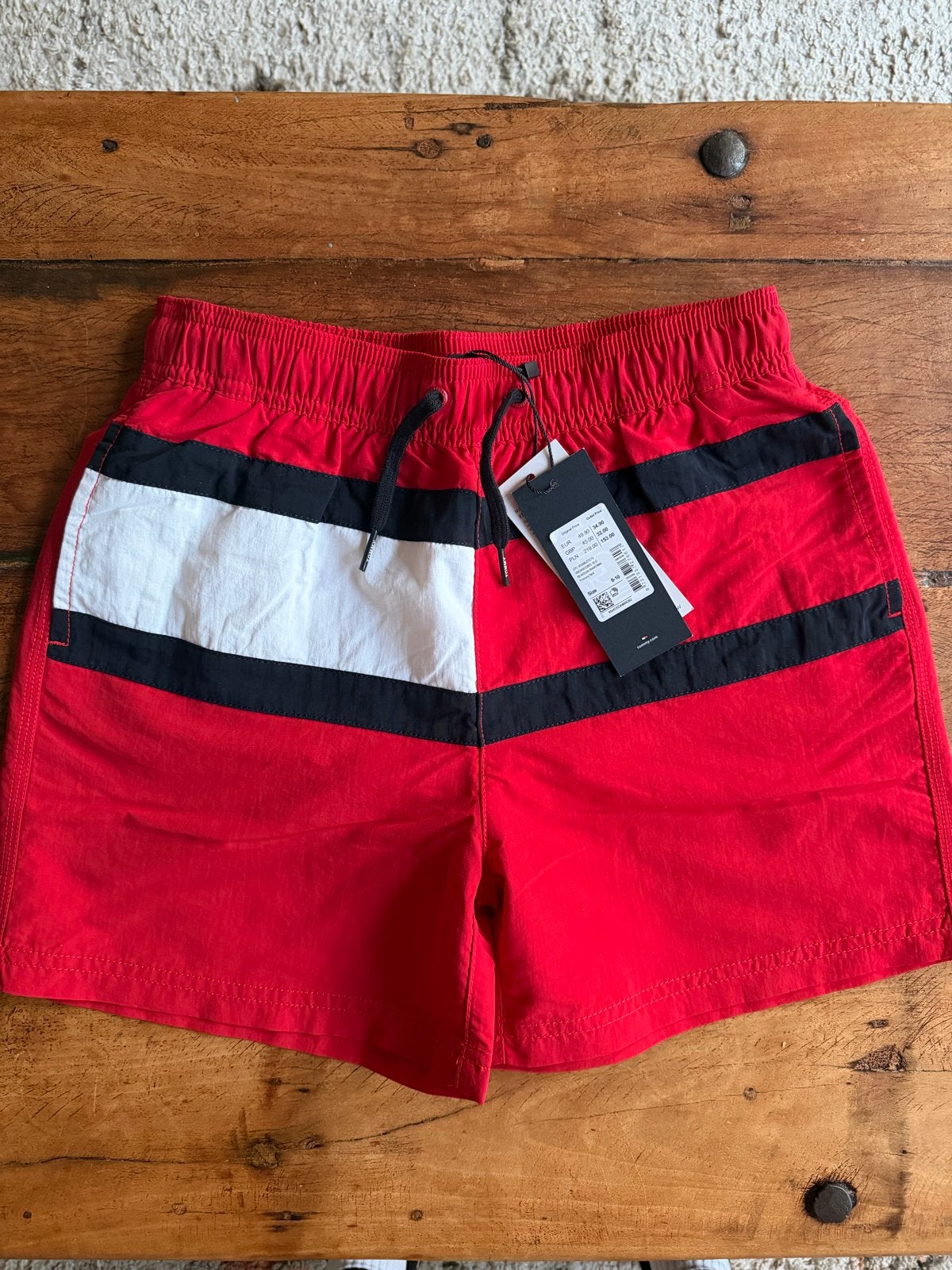 Nieuwe Tommy Hilfiger zwembroek 8-10 jaar (te klein), Kinderen en Baby's, Kinderkleding | Kinder-zwemkleding, Nieuw, Overige maten