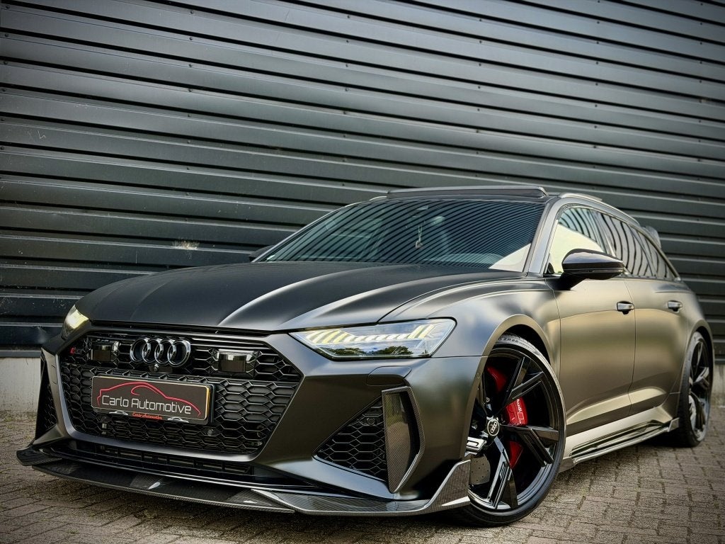 Audi RS6 Quattro DYN+|CARBON|PANO|CERAMIC|B&O|360|SATIN, Auto's, Audi, Adaptive Cruise Control, Gebruikt, Leder, 2075 kg