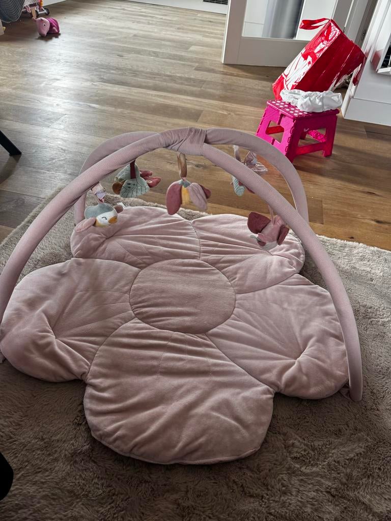 Roze bloem speelkleed met babygym en speeltjes, Ophalen of Verzenden, Gebruikt, Speelkleed