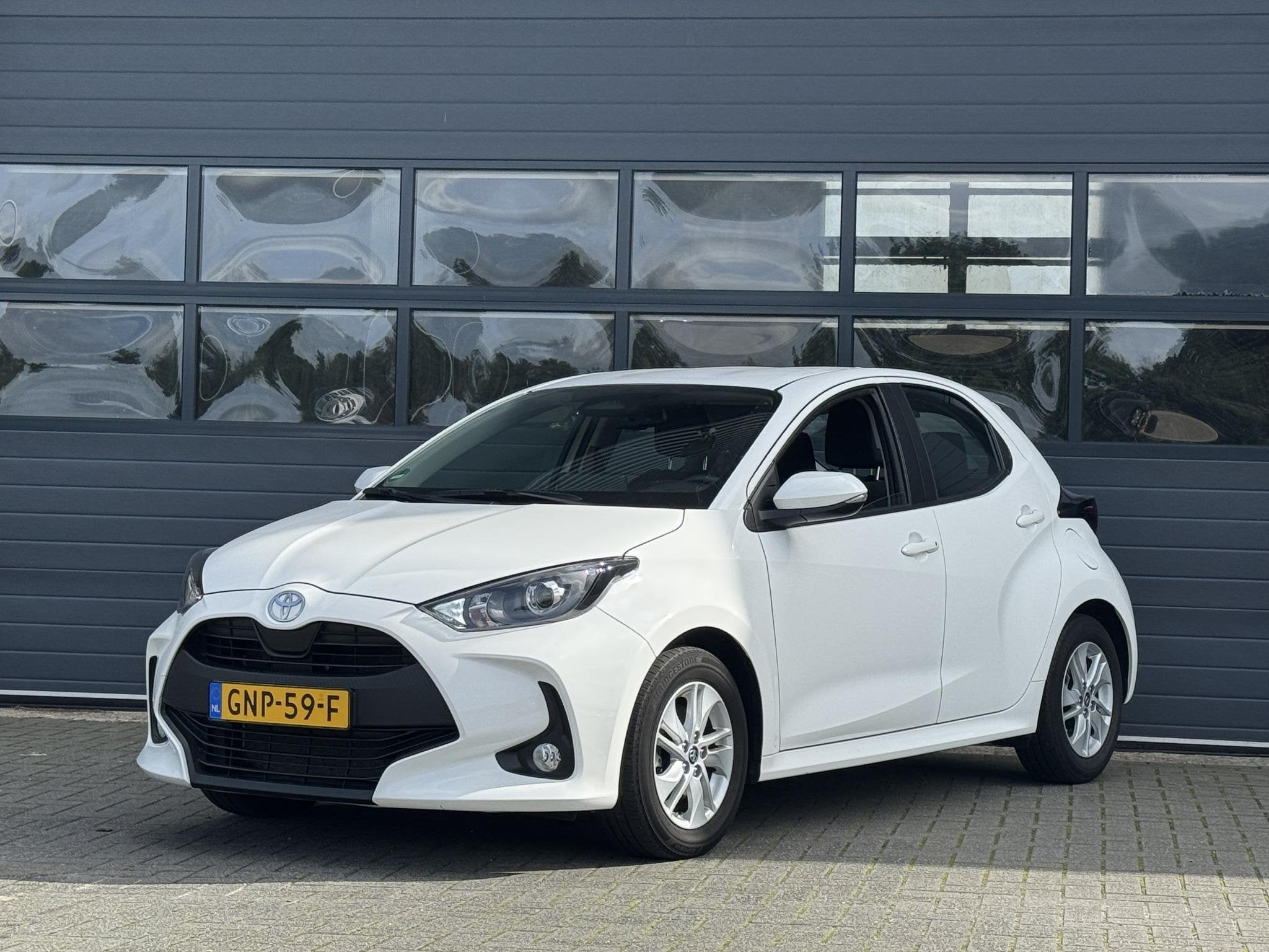 TOYOTA YARIS 1.5 HYBRID 115 ACTIVE I AUTOMAAT I APPLE CARPLA