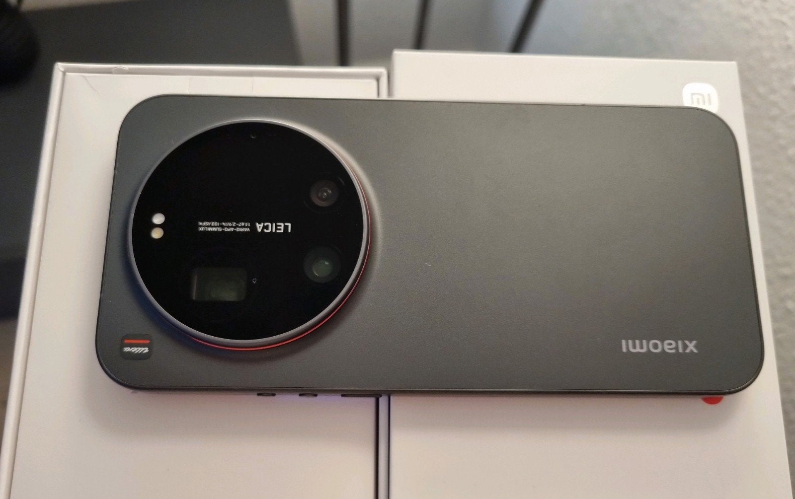 Xiaomi 17 ULTRA 512 GB Batterij 2 Cycles OP 1499€, Ophalen, Zo goed als nieuw, Zwart