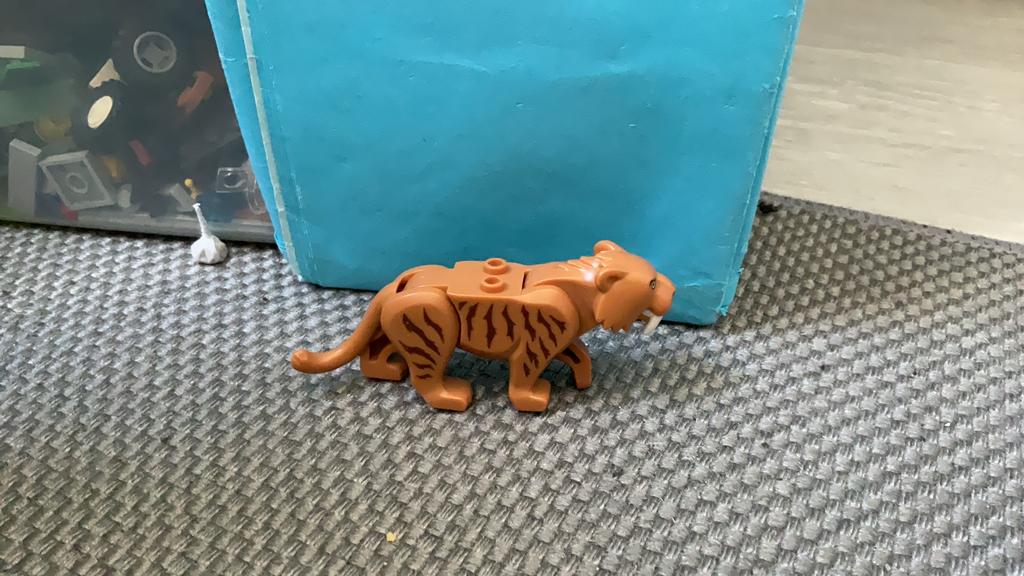 Lego sabeltandtijger zeldzaam, Ophalen, Zo goed als nieuw