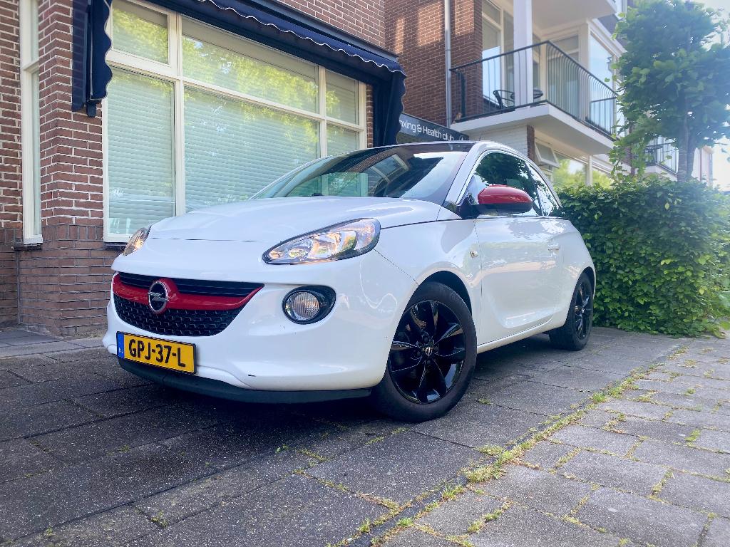 Opel ADAM 1.4 2018 Wit, Voorwielaandrijving, ADAM, 4 cilinders, 4 stoelen