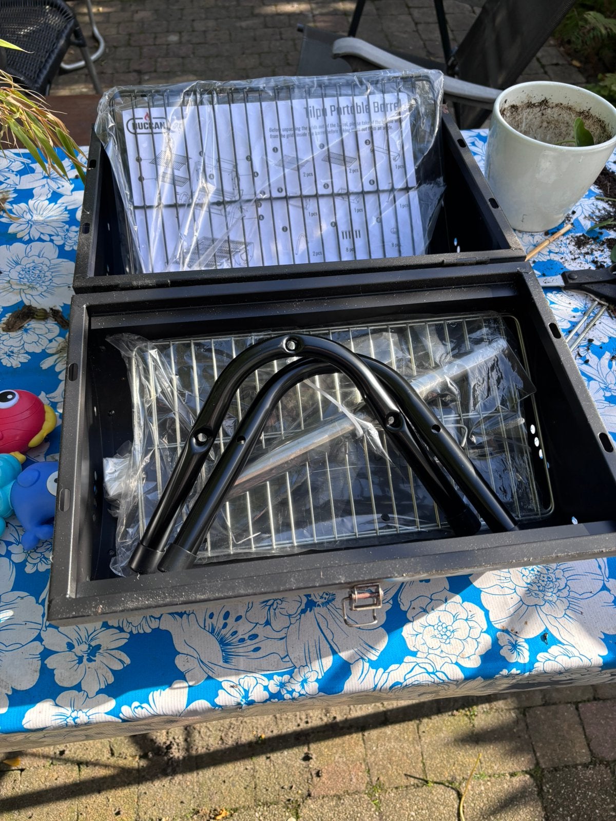 Buccan Barbeque nieuw, Ophalen, Zo goed als nieuw, Hout, Vogelkooi