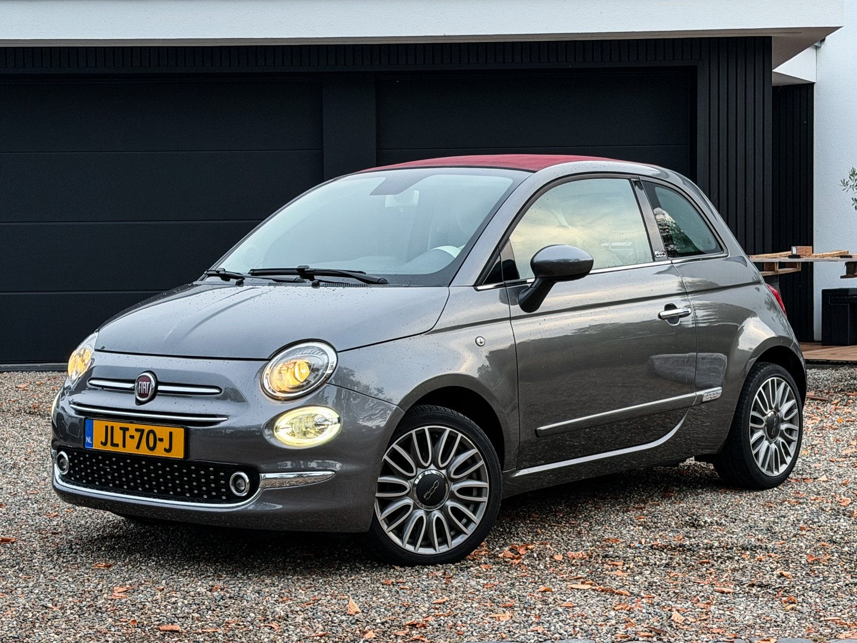 Fiat 500 1.2 69pk 2019 Grijs cabrio apple carplay airco NAP, Voorwielaandrijving, 1242 cc, 4 cilinders, 4 stoelen