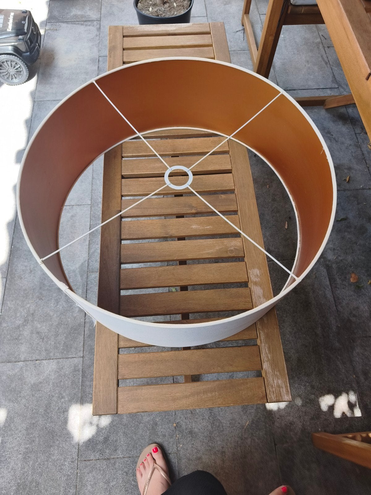 Grote ronde lampenkap, wit met goudkleurige binnenkant, Ophalen, Gebruikt, Overige typen, Wit