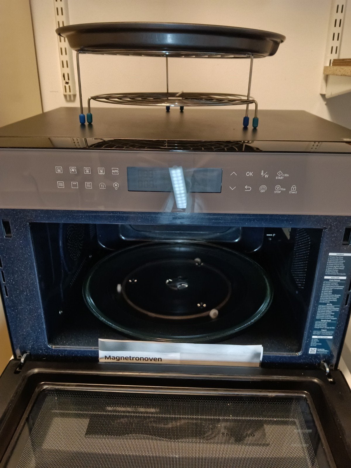 nette ruime magnetron van samsung, Witgoed en Apparatuur, Ophalen of Verzenden, Zo goed als nieuw, Inbouw