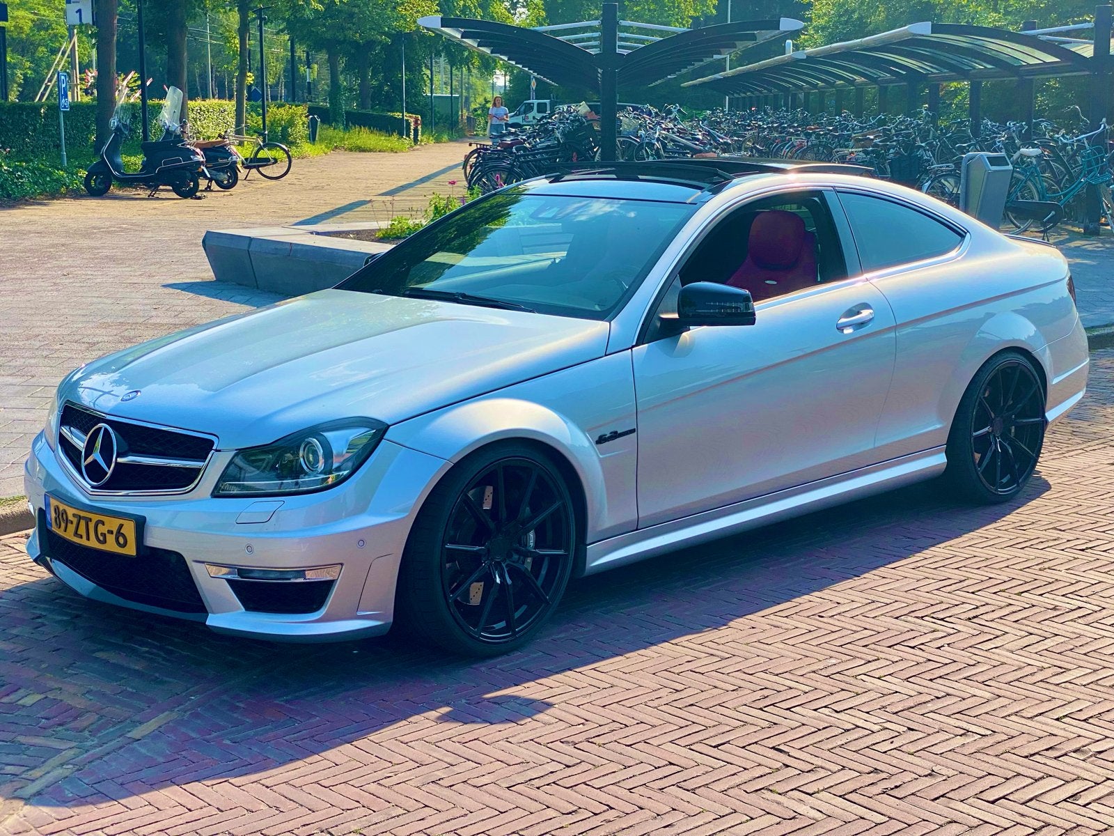 Mercedes-Benz C63 AMG / Coupe / Panorama / Dealer OH, Auto's, Euro 5, Achterwielaandrijving, 457 pk, 8 cilinders