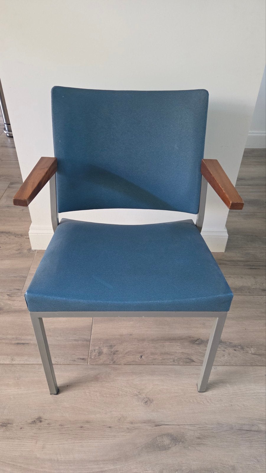 Retro stoel met armleuningen - Blauw/Hout, Ophalen