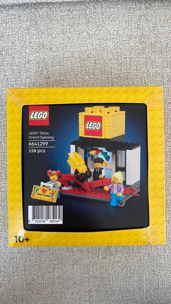 Nieuw! Lego store, Kinderen en Baby's, Speelgoed | Duplo en Lego, Ophalen of Verzenden, Zo goed als nieuw, Complete set, Lego