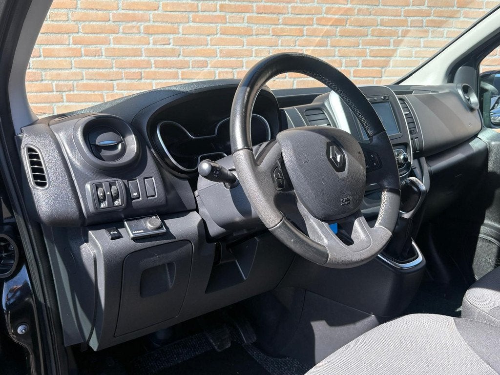 Renault Trafic 2.0dCi 145PK Lang / Black Edition / 2x Schuif, 145 pk, Stof, Gebruikt, 4 cilinders
