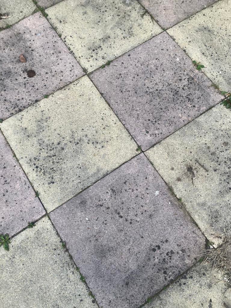 Gratis tuin tegels, Ophalen, Zo goed als nieuw, Beton, Terrastegels