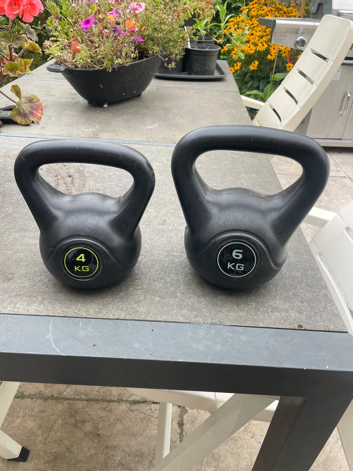 Kettlebell set 4kg en 6kg, Ophalen, Gebruikt, Armen, Kettlebell