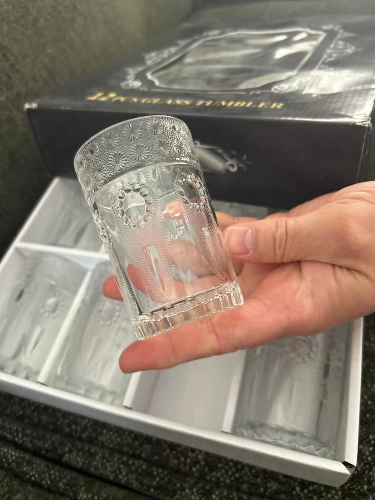 Set van 12 decoratieve glazen tumblers, Ophalen of Verzenden, Zo goed als nieuw, Overige typen