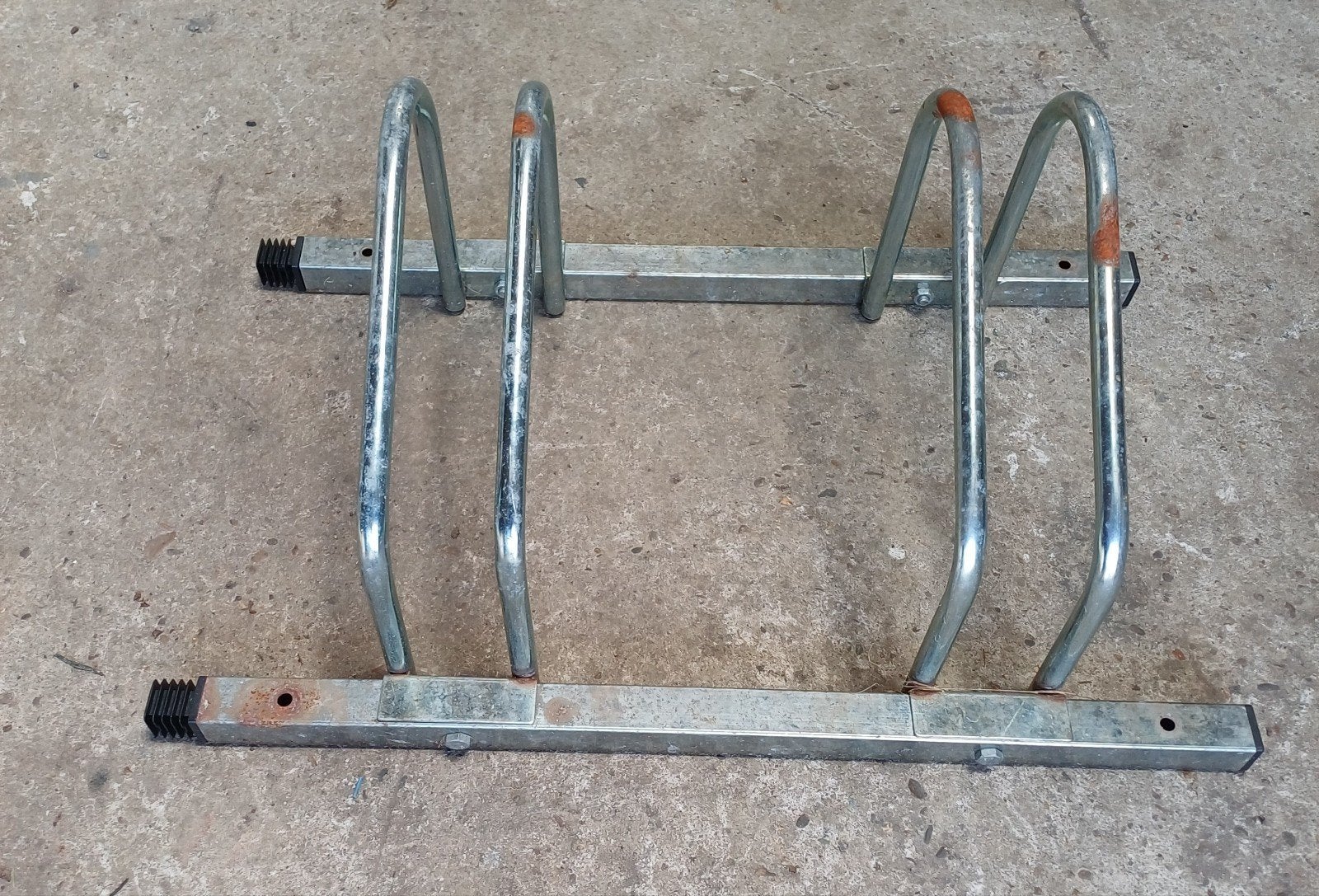Fietsenrek voor 2 fietsen, Ophalen, Gebruikt