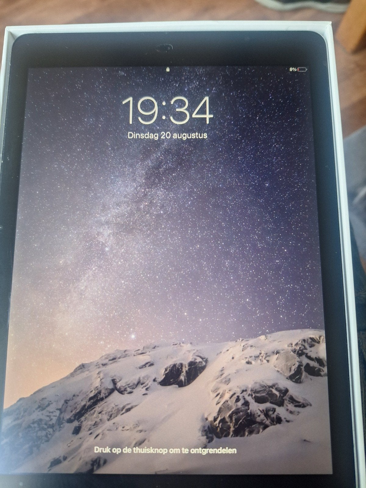 Foto 2 van Apple iPad Air 2 64GB Space Gray (Model A1566)