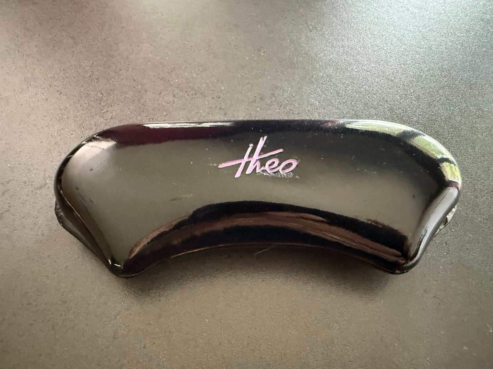 Vintage Theo brillenkoker - Zwart met paars logo, Ophalen of Verzenden, Gebruikt, Zwart, Overige merken