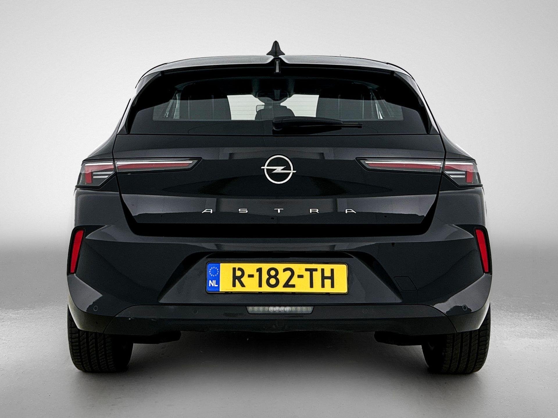 Opel Astra 1.2 Edition | Parkeersensoren voor en achter | Ca, Auto's, Opel, Voorwielaandrijving, 12 maanden, Stof, Euro 6
