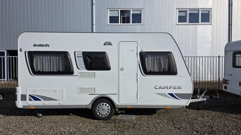 Dethleffs Camper 430 DB, Caravans en Kamperen, Caravans, Rondzit, Schokbreker, Bedrijf, 750 - 1000 kg