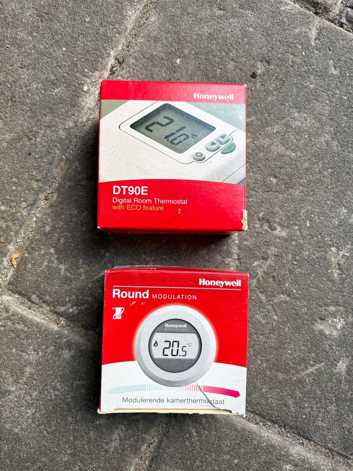 2x Honeywell Thermostaat (DT90E & Round Modulation) - Nieuw, Ophalen of Verzenden, Nieuw