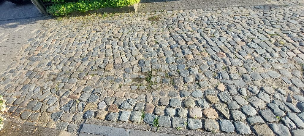 Gratis Kasseien / Zwerfkeien, Tuin en Terras, Tegels en Klinkers, Ophalen, Gebruikt, Overige typen, Natuursteen