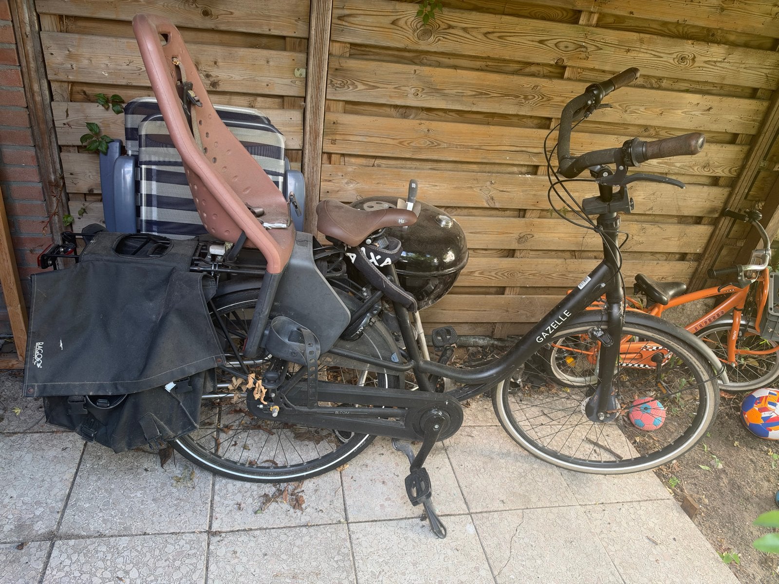 Gazelle mamafiets met kinderzitje en fietstassen, Ophalen, Velgrem, Versnellingen, Gazelle