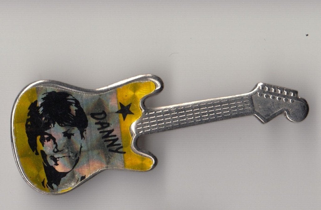 Danny de Munk Gitaar C broche, Gebruikt, Niet vindbaar, Niet vindbaar, Speldje of Pin