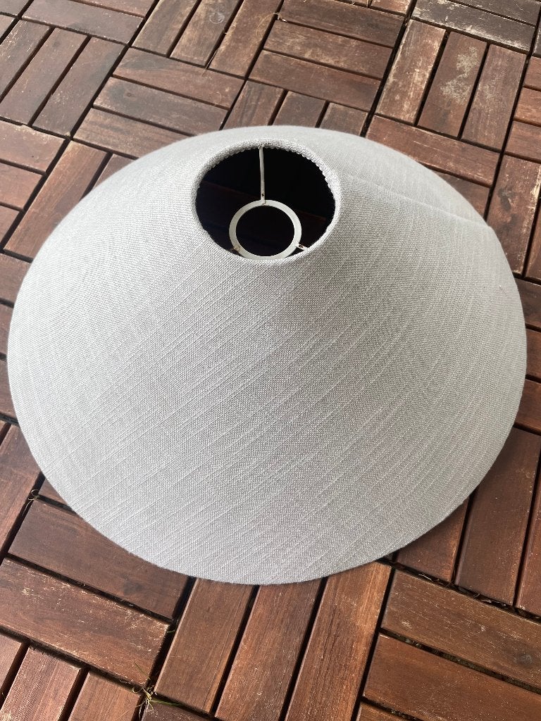 Stoffen lampenkap diameter 48 cm., Huis en Inrichting, Lampen | Lampenkappen, Gebruikt, Textiel, Grijs, Ophalen