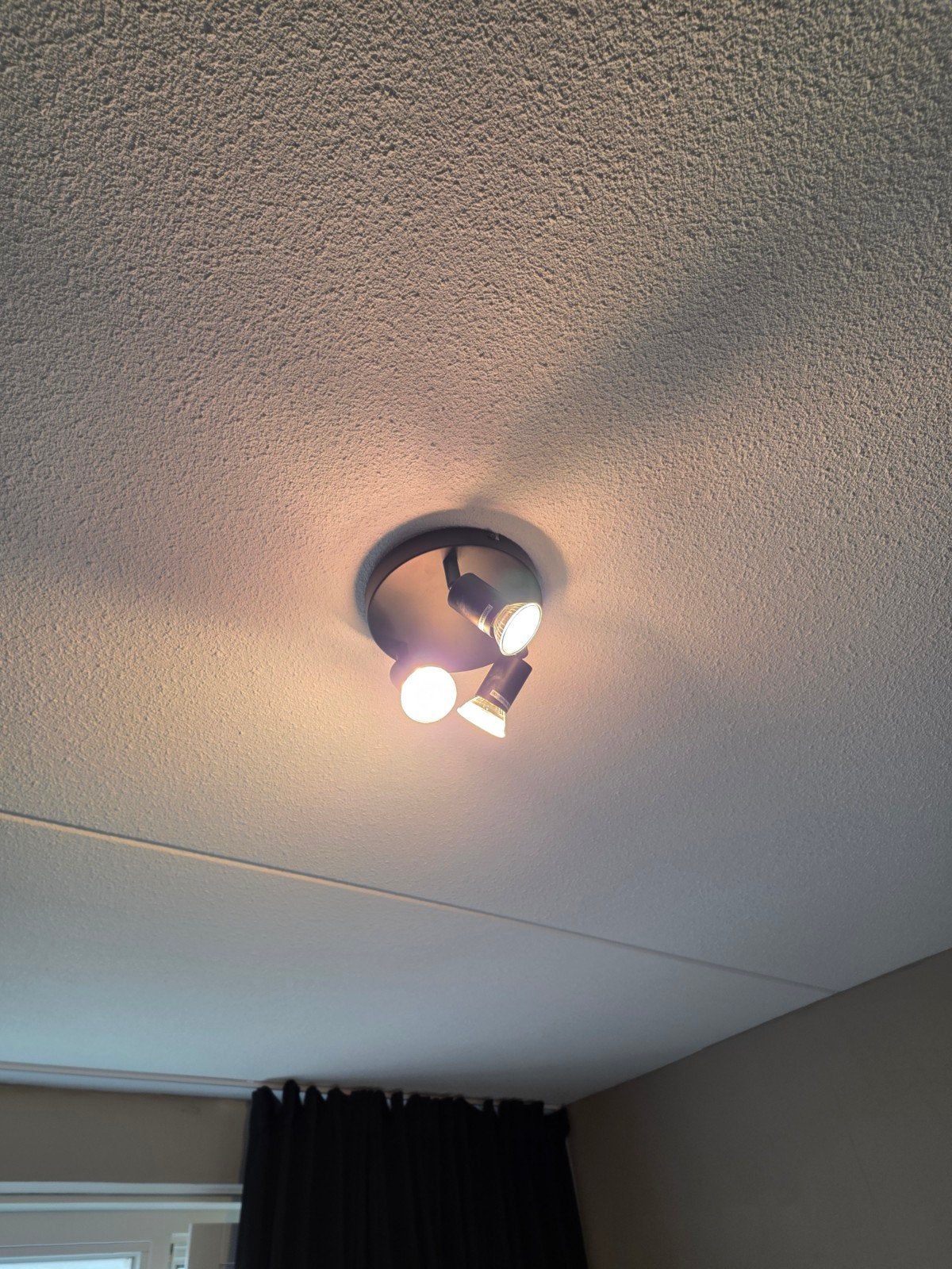 2x Plafondspot/Wandspot, Zwart Metaal, Ophalen, Gebruikt, Geschikt voor plafondmontage, LED