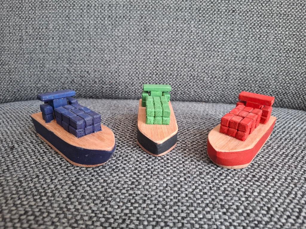 3 houten container schepen speelgoed, Kinderen en Baby's, Speelgoed | Houten speelgoed, Ophalen of Verzenden, Zo goed als nieuw