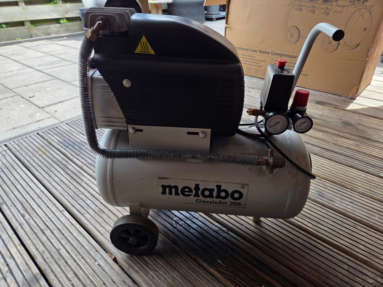 Metabo Classic 255 compressor, Ophalen, Gebruikt, 6 tot 10 bar, 25 tot 100 liter