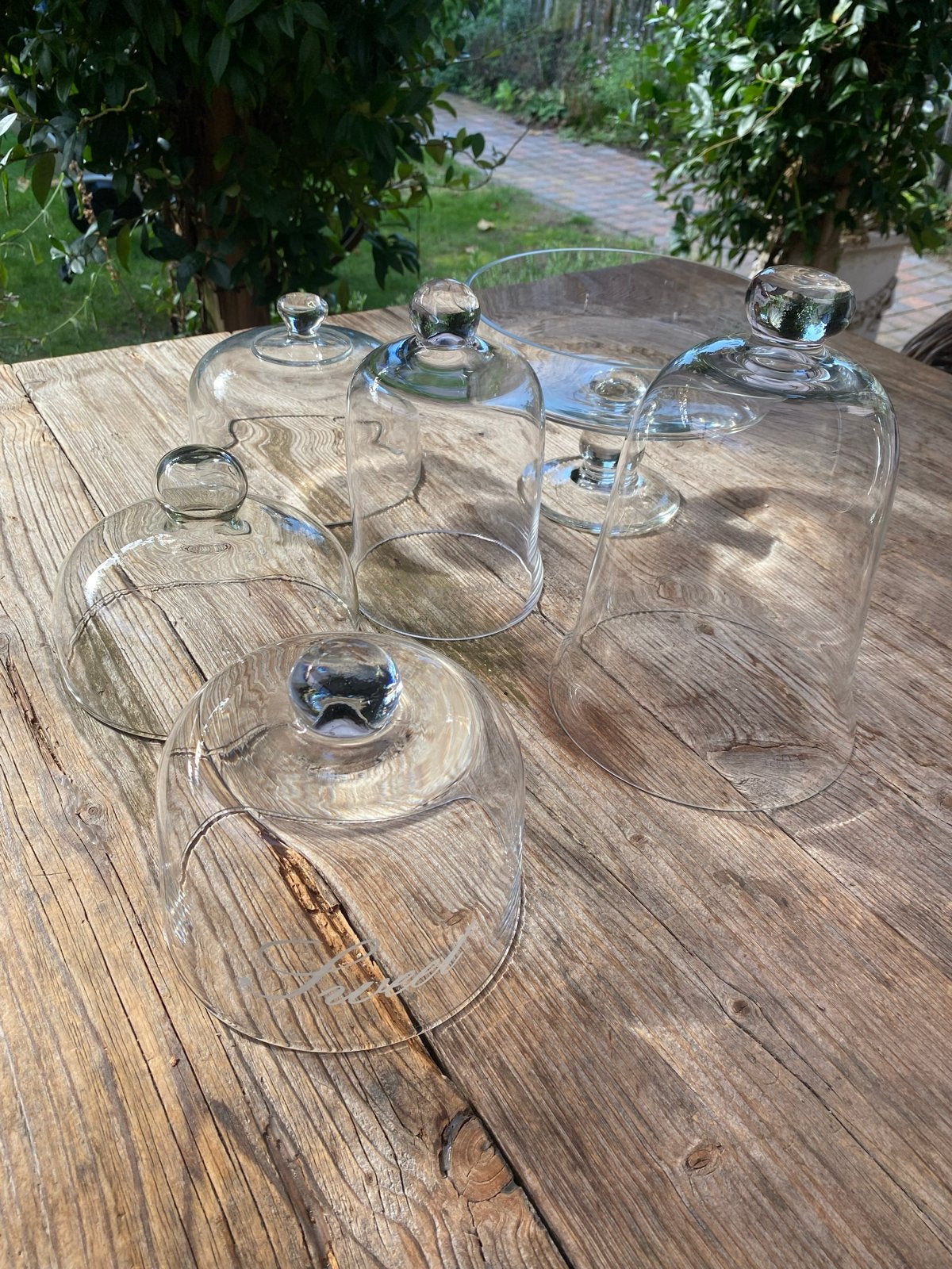 Glazen gebaksstolpen / cloches voor high tea, Ophalen, Gebruikt, Glas