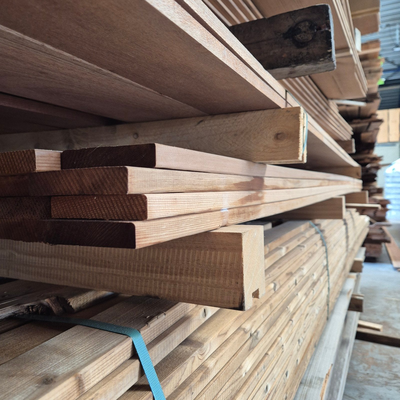 Ceder planken en rabatdelen - Kleine partijen, Doe-het-zelf en Verbouw, Hout en Planken, Ophalen, Gebruikt, 25 tot 50 mm, Plank