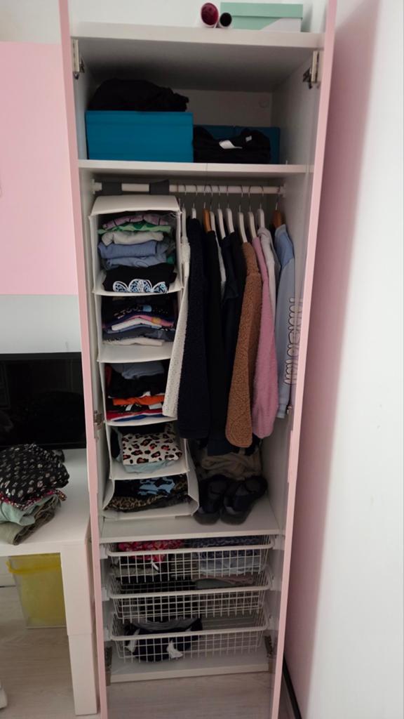 Roze kledingkast met hangende kastjes - 190cm hoog, Huis en Inrichting, Kasten | Kledingkasten, Ophalen, Met deur(en), Gebruikt