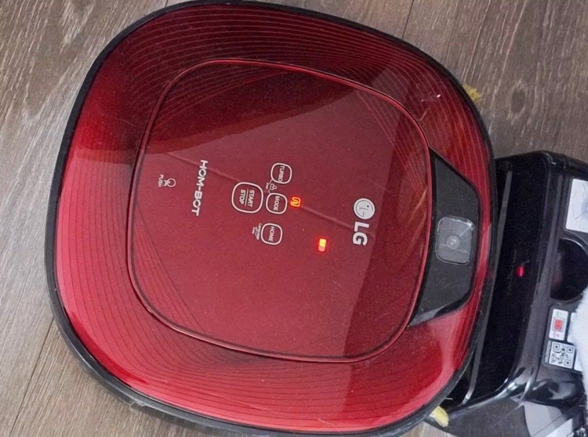 LG Hom-Bot robotstofzuiger met afstandsbediening, Ophalen of Verzenden, Zo goed als nieuw