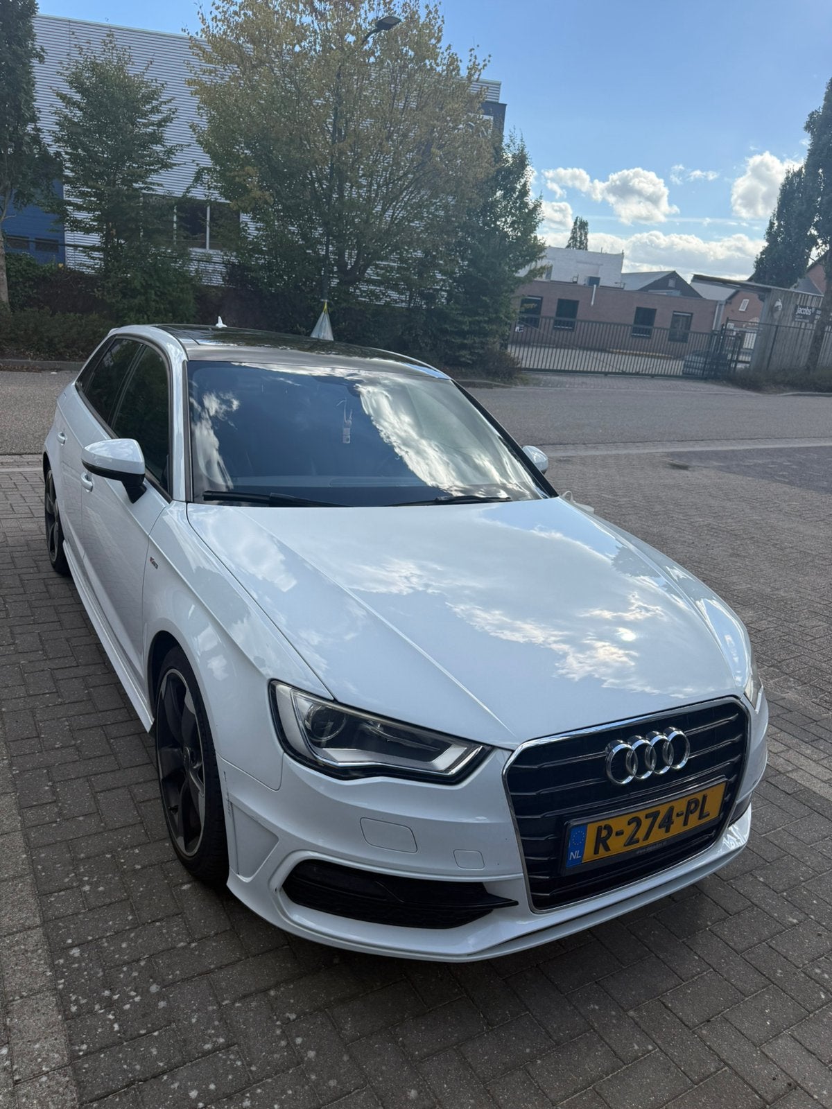 Audi A3 1.4 Tfsi 90KW Sportback 2013 Wit S-line / schuifdak, Auto's, Voorwielaandrijving, 4 cilinders, 1395 cc, 19 km/l
