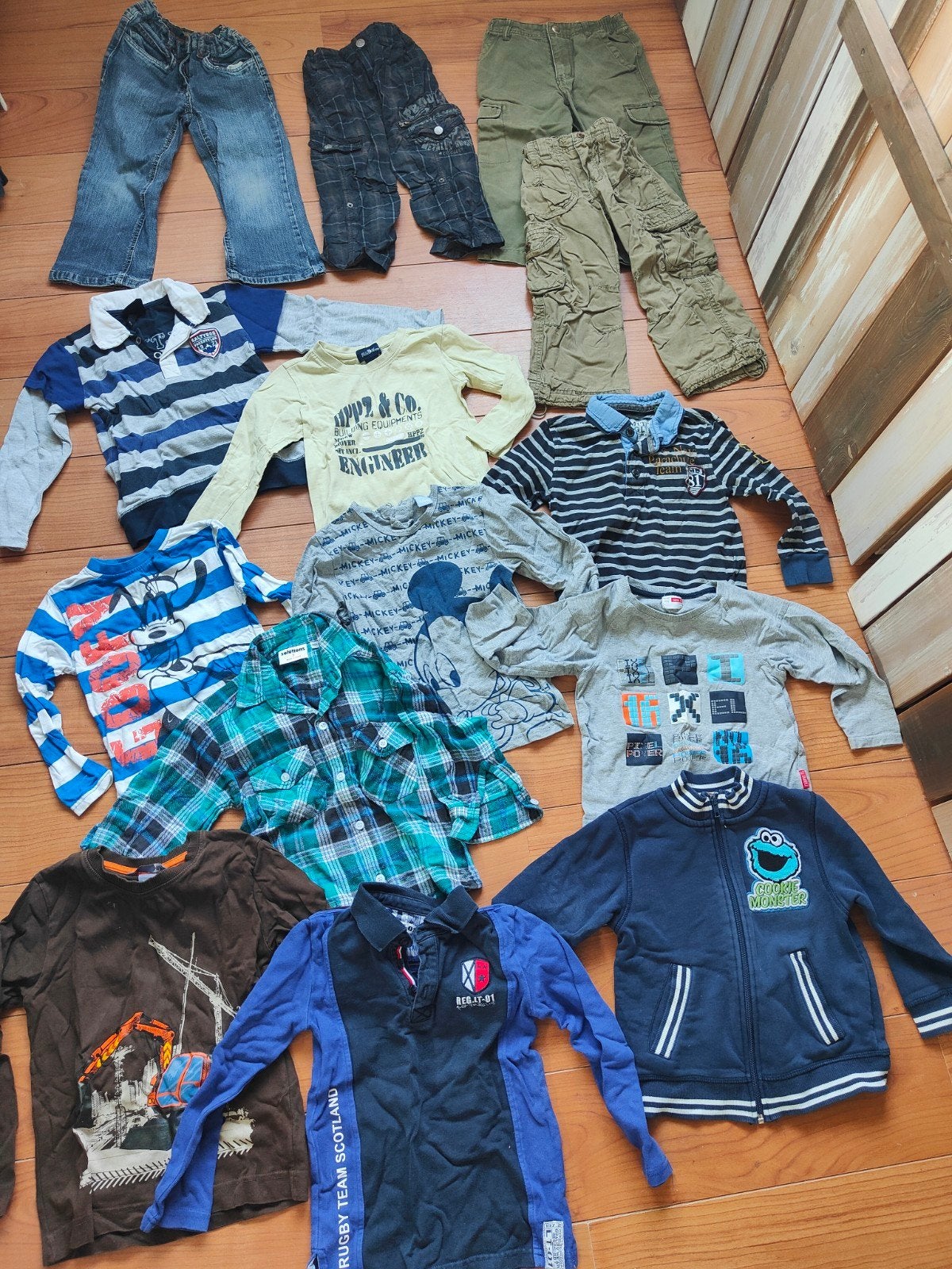 14 delig kledingpakket jongen maat 104 - H&M Disney Goofy sh, Kinderen en Baby's, Kinderkleding | Maat 104, Gebruikt, Ophalen of Verzenden