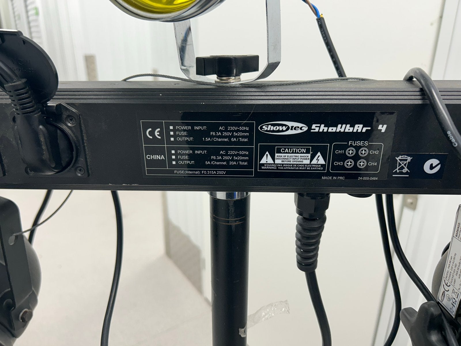 Showtec Shobar 4 Lichtbalk met 4 PAR 56 lampen, Ophalen, Gebruikt