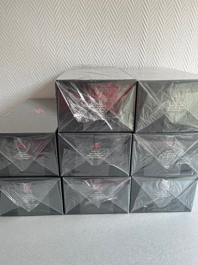 Incl ver. Spark Suzuka Max Verstappen 18S774 Wereldkampioen, Ophalen of Verzenden, Nieuw, Auto, Overige merken