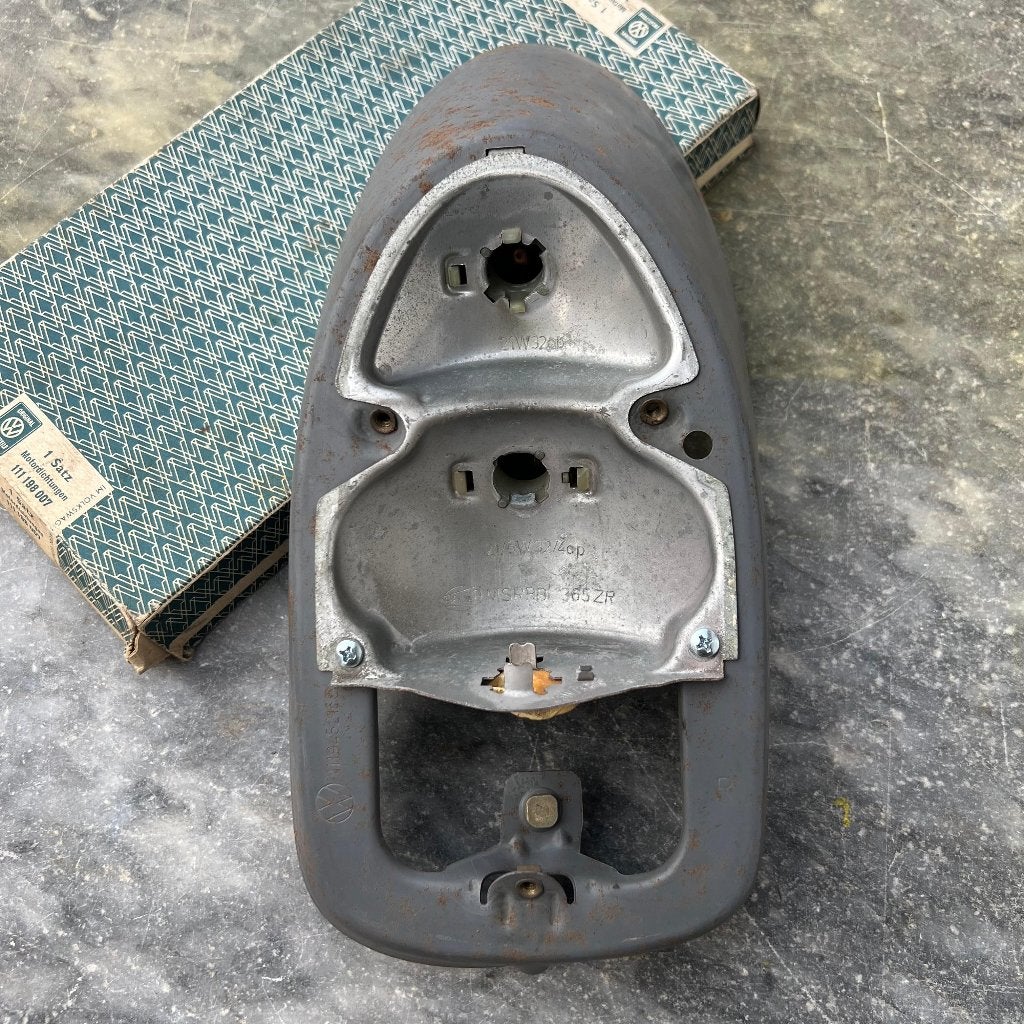 VW Kever achterlicht NOS 68-73, Ophalen of Verzenden, Zo goed als nieuw