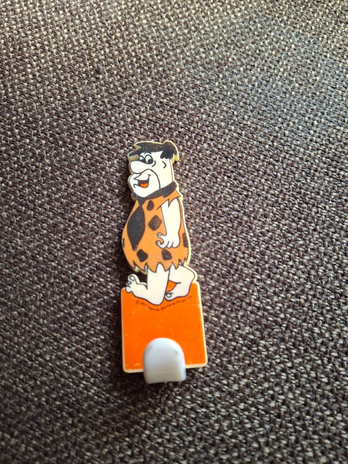 Fred Flinstone jaren 70 kledinghaakje plastic, Ophalen of Verzenden, Gebruikt