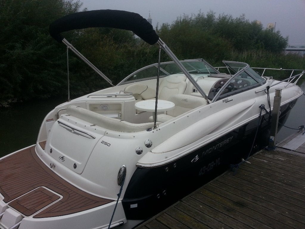 Monterey 250 CR Mercruiser 5.0 MPI, Duopropeller, Overige merken, Gebruikt, Binnenboordmotor, 100 cm