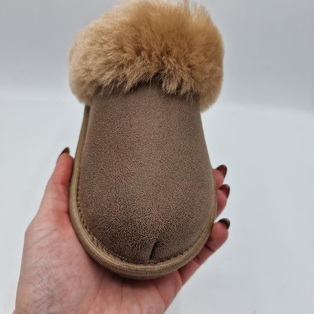 Warme schapenwollen pantoffels - Maat 39, Kleding | Dames, Bruin, Nieuw, Ophalen of Verzenden, Pantoffels of Sloffen