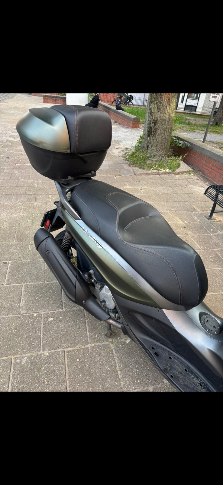 Piaggio beverly 350 sport, Fietsen en Brommers, Ophalen of Verzenden, Zo goed als nieuw, Benzine, Overige modellen