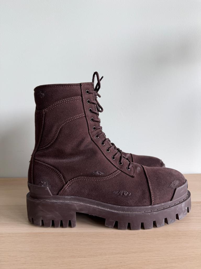 Balenciaga Striker Boots Maat 42 Bruin ZGAN, Bruin, Boots, Ophalen of Verzenden, Zo goed als nieuw