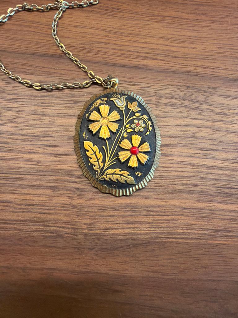 DAMASCENE Spaanse Damascus dubbele bloem ketting antiek, Gebruikt, Ophalen of Verzenden, Goud, Overige materialen