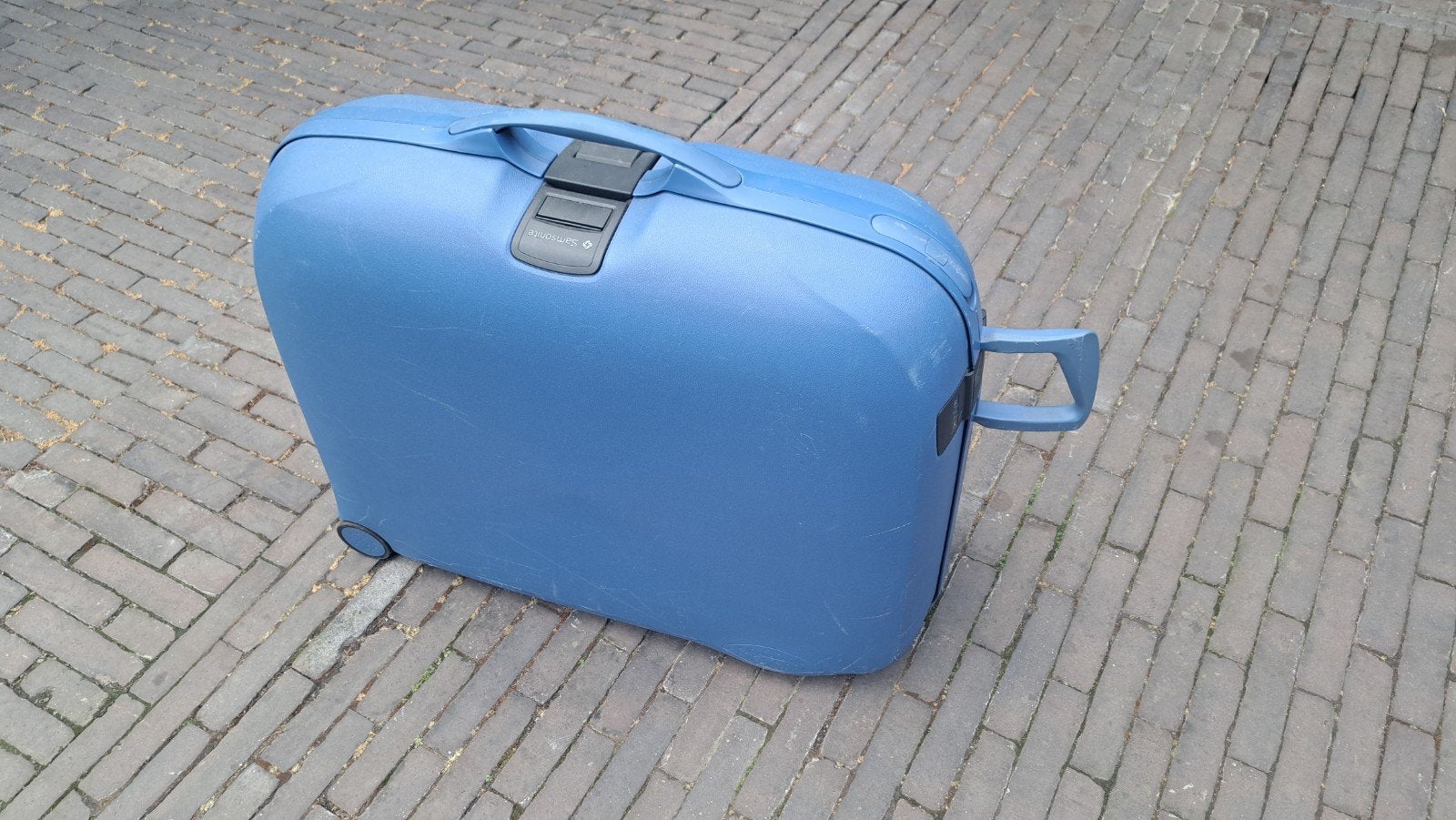 Stevige, goed rijdende Samsonite koffer, Gebruikt, Hard kunststof, 70 cm of meer, Minder dan 35 cm