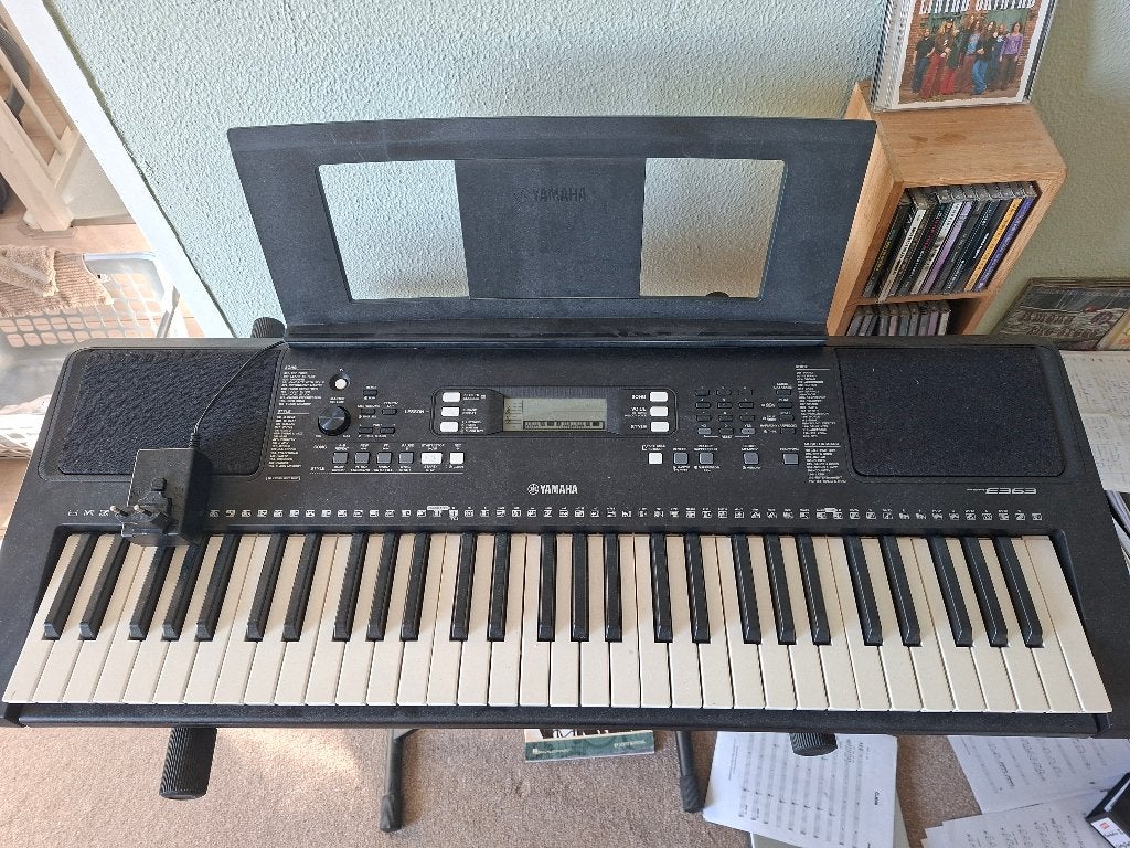 Yamaha keyboard psr e363, Muziek en Instrumenten, Ophalen, 61 toetsen, Yamaha, Zo goed als nieuw